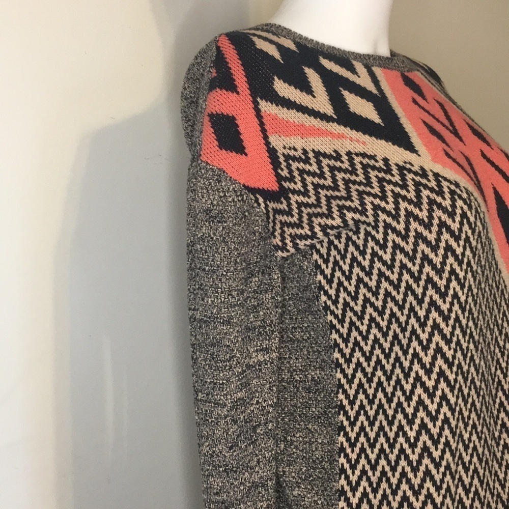 🎉HP🎉 Urban Outfitters Patterned Sweater - Picture 5 of 10